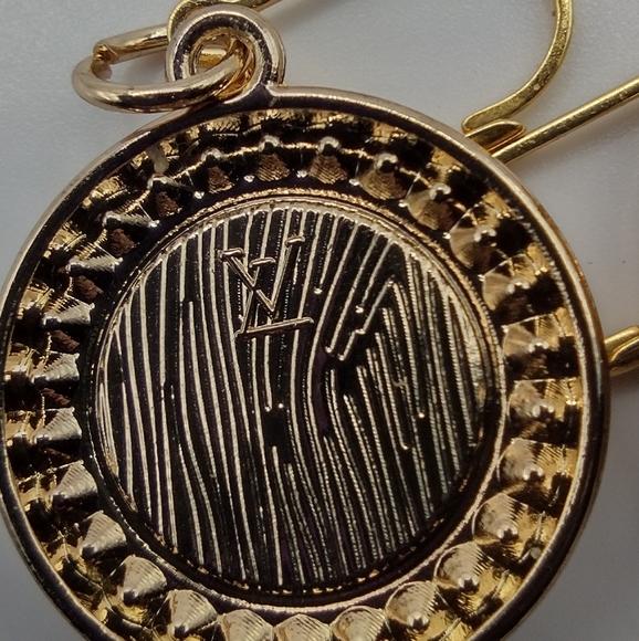 Louis Vuitton Zipper Pull Charms (2) 23mm  Plus (2) Gold over .925 Leverbacks - Picture 6 of 8